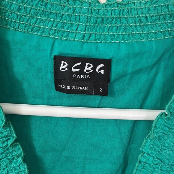 BCBG Paris Green V-Neck Cap Sleeve Tie Back Knee Length Dress 2 - Picture 4 of 11